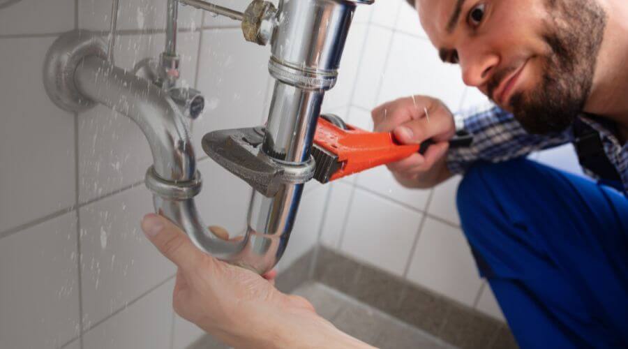 Professional same day plumber services in Holland, TX